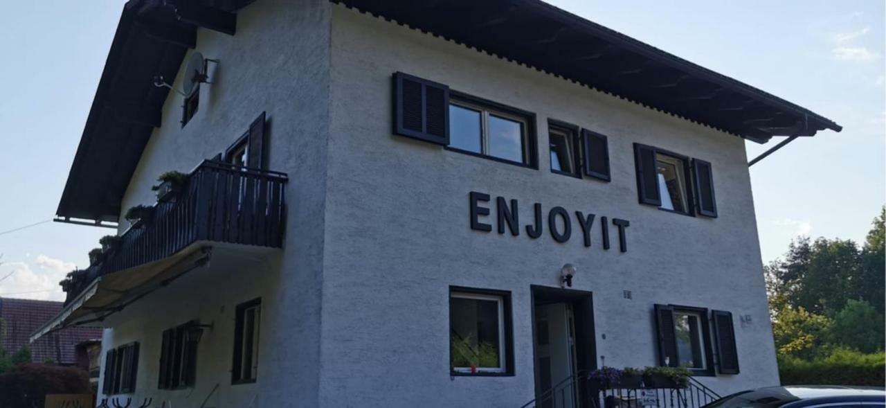 Enjoyit Velden West Hotel Selpritsch Buitenkant foto