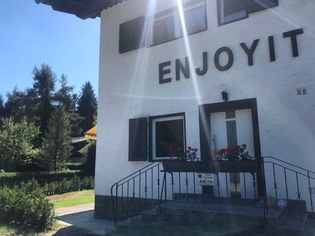 Enjoyit Velden West Hotel Selpritsch Buitenkant foto