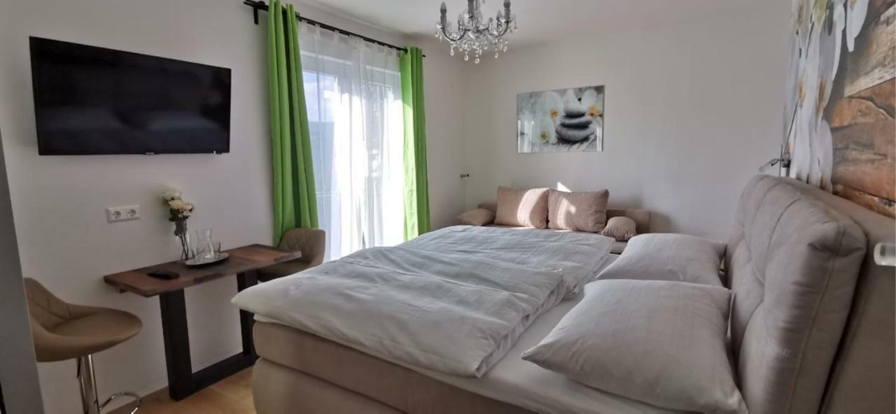 Enjoyit Velden West Hotel Selpritsch Buitenkant foto