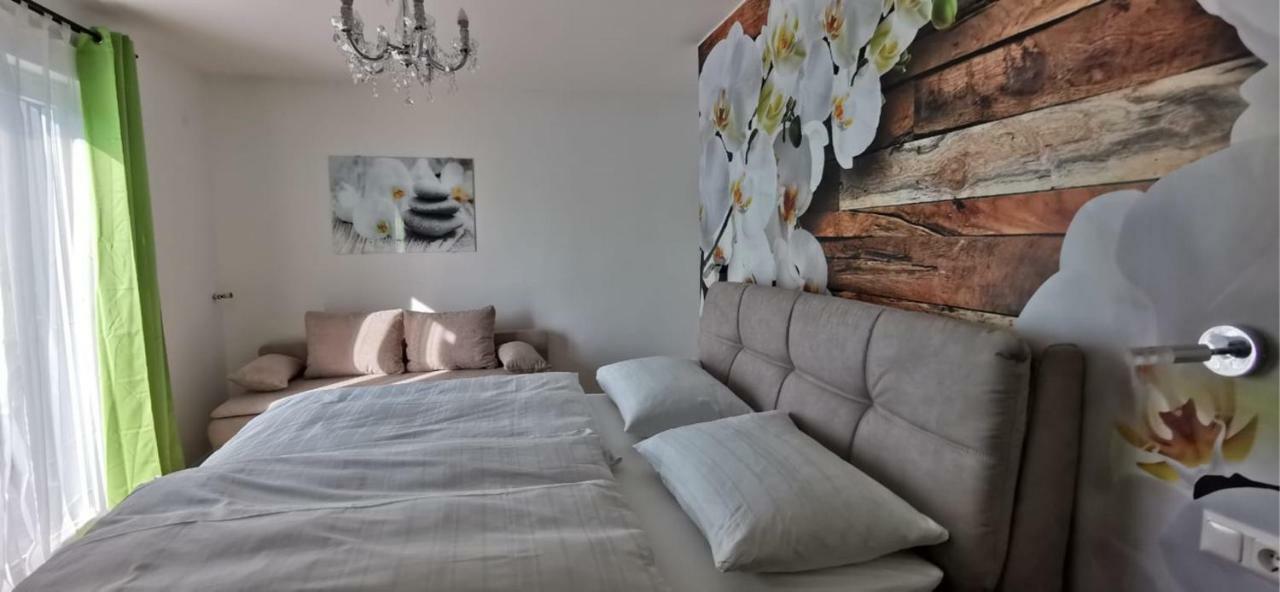 Enjoyit Velden West Hotel Selpritsch Buitenkant foto