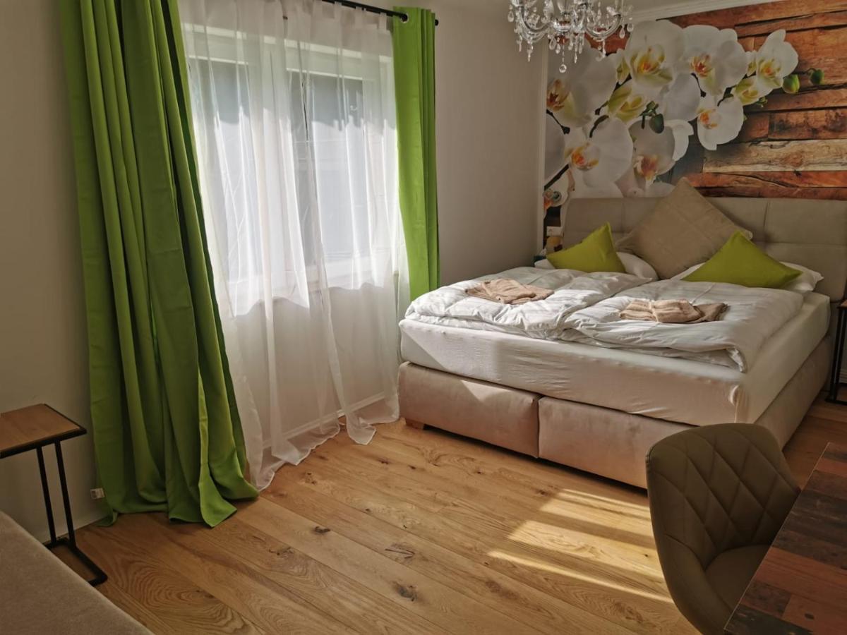 Enjoyit Velden West Hotel Selpritsch Buitenkant foto